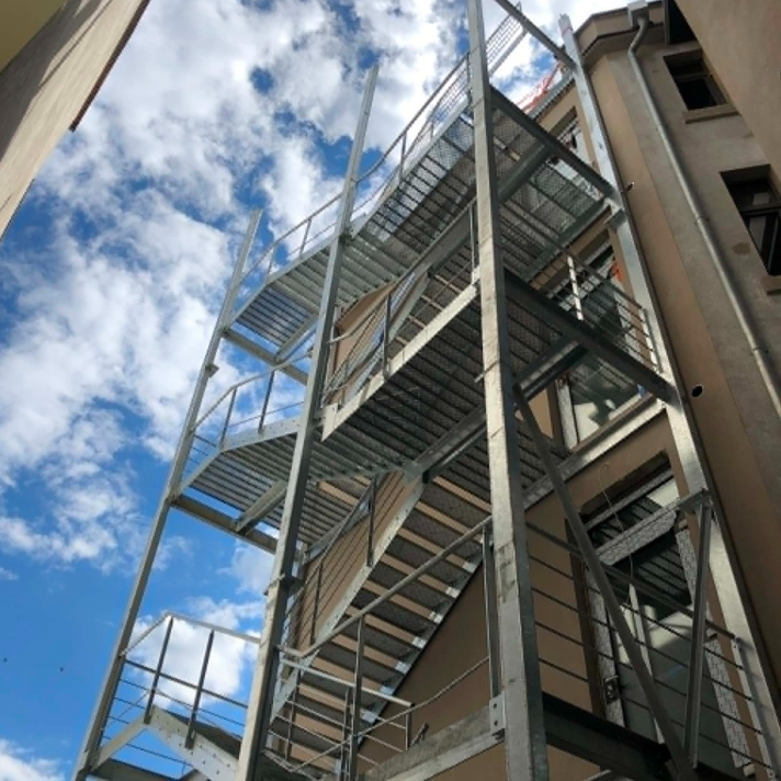Escaliers métalliques — Escalier extérieur acier galvanisé
