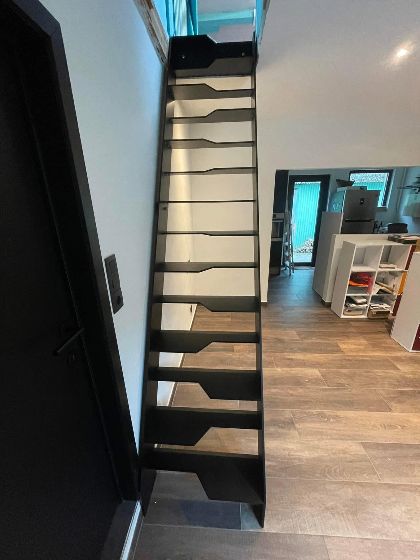 Escalier droit acier noir