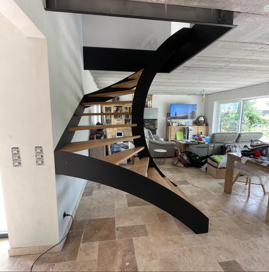 Escalier sculptural sur mesure