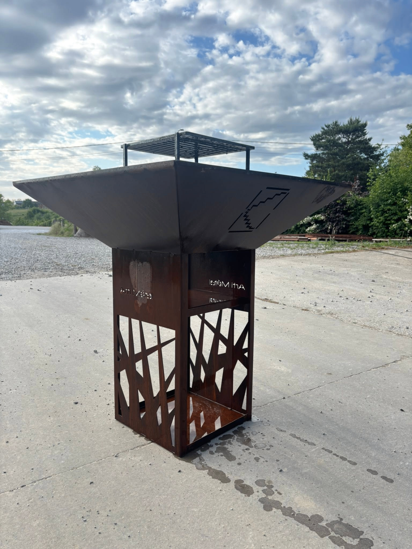Barbecues & braseros sur mesure — Barbecue